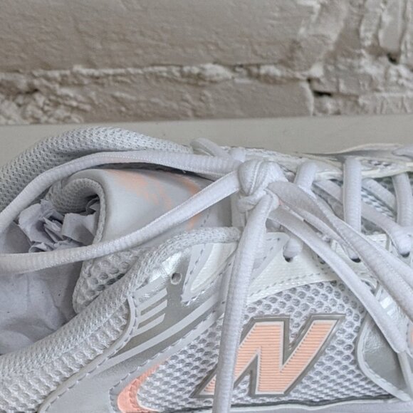 NEW BALANCE MEN'S NEW NEVER WORN SIZE 10.5 PINK/WHITE - Picture 6 of 10